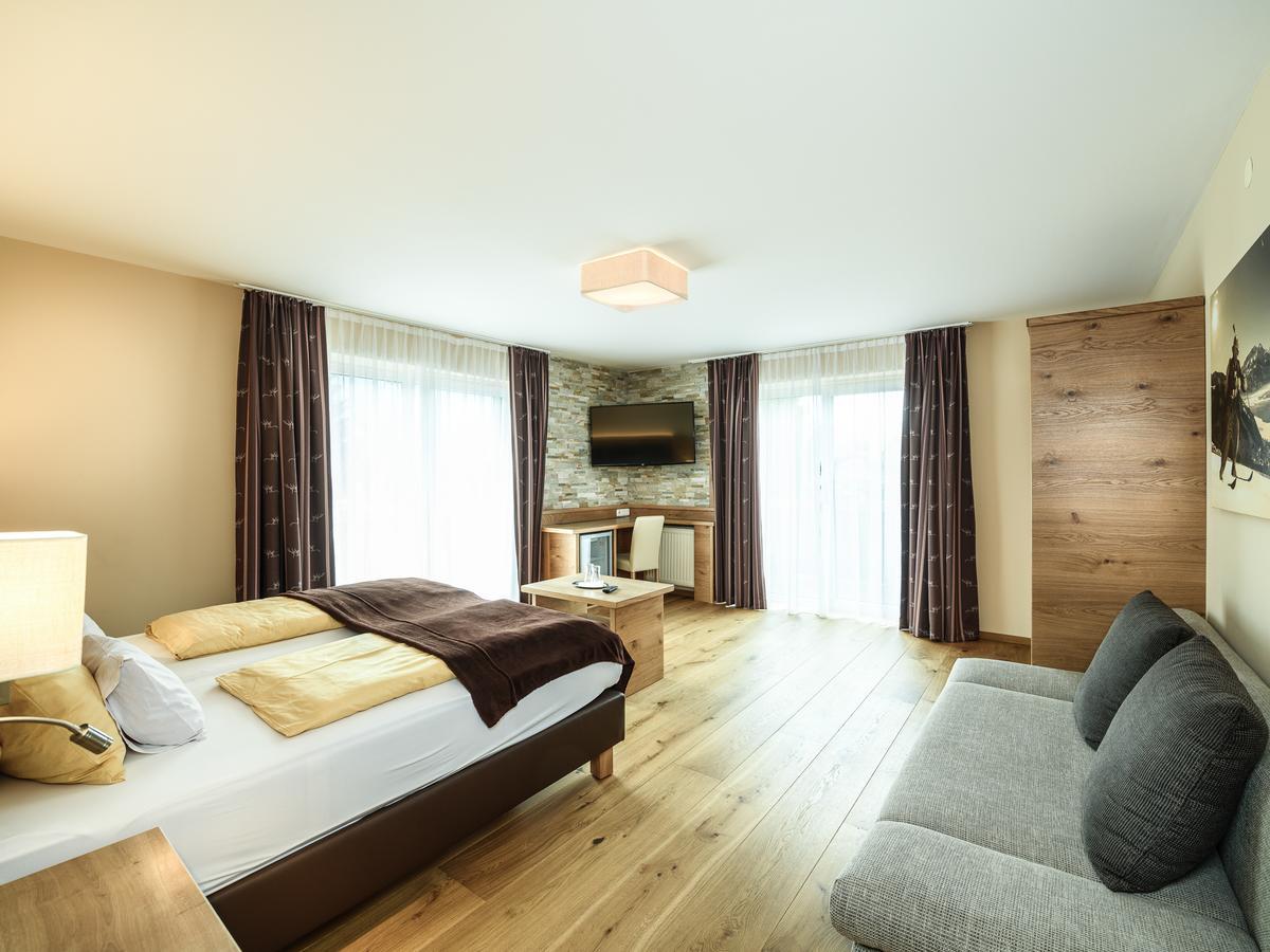 Hotel Victoria Maishofen Ngoại thất bức ảnh